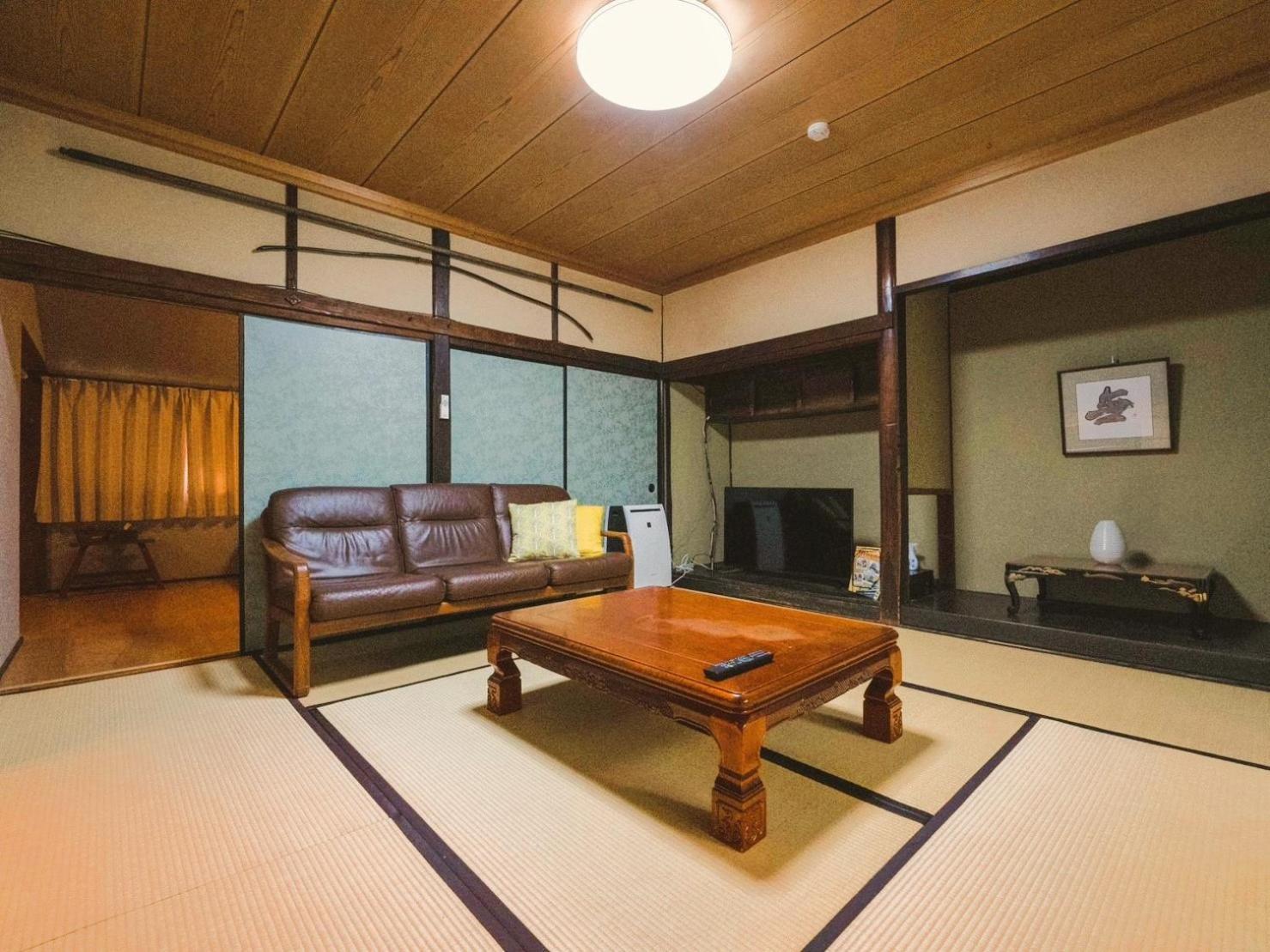 Sumitsugu House Grandpa Lejlighedshotel Kumamoto Eksteriør billede