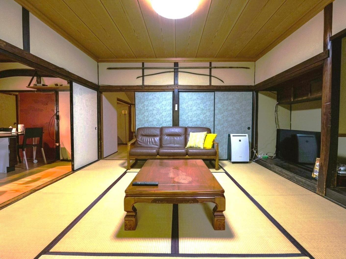 Sumitsugu House Grandpa Lejlighedshotel Kumamoto Eksteriør billede